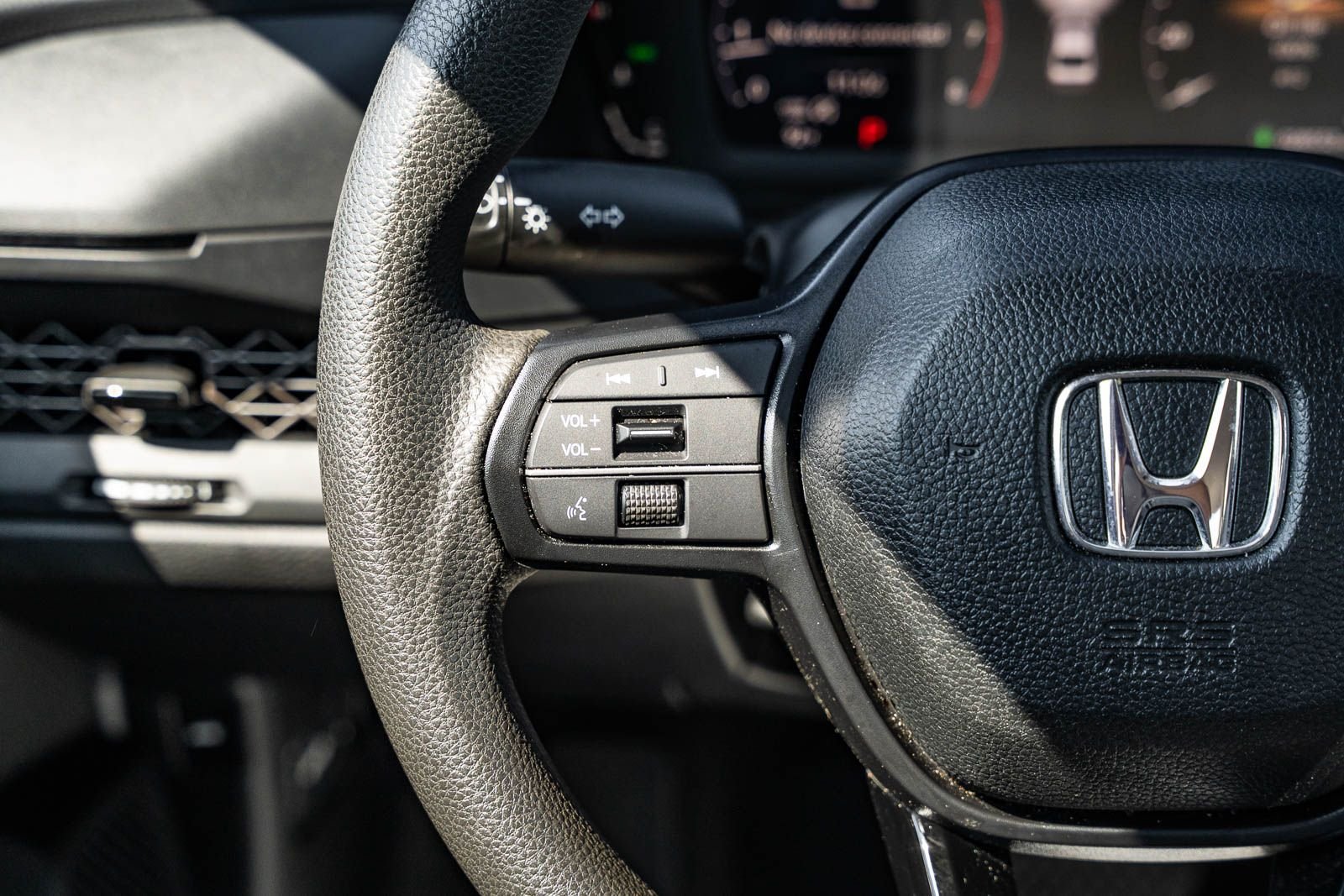 Certified Used 2025  Honda LX image 24
