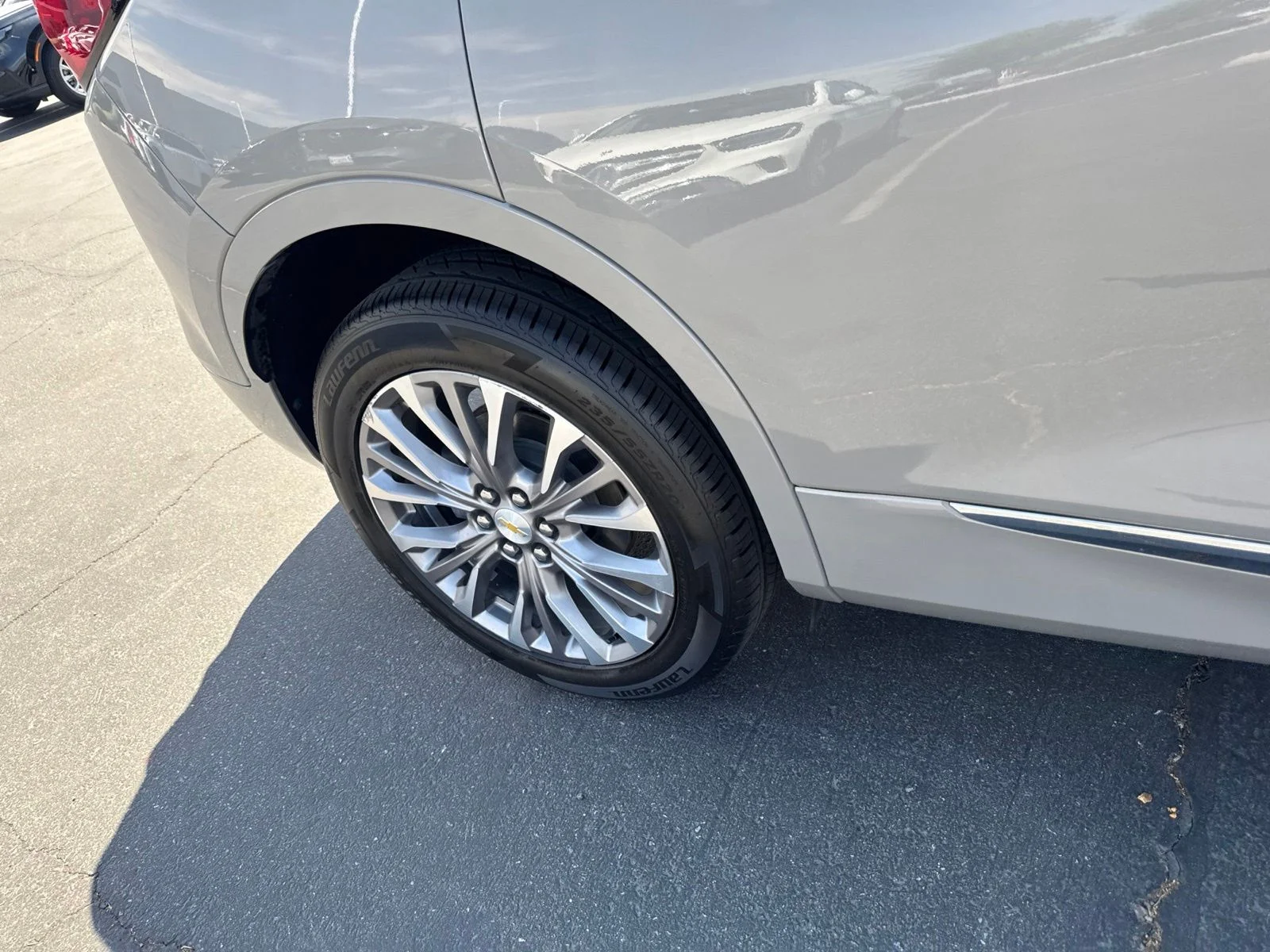 Used 2021 Pewter Metallic Chevrolet Premier image 25