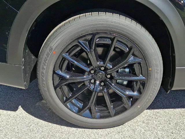 New 2026 Black Mazda 3.3 Turbo Premium image 6