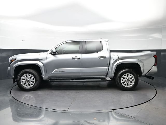 Used 2025 Silver Toyota SR5 image 8