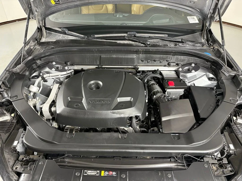 Used 2020 Gray Volvo T6 Inscription image 41