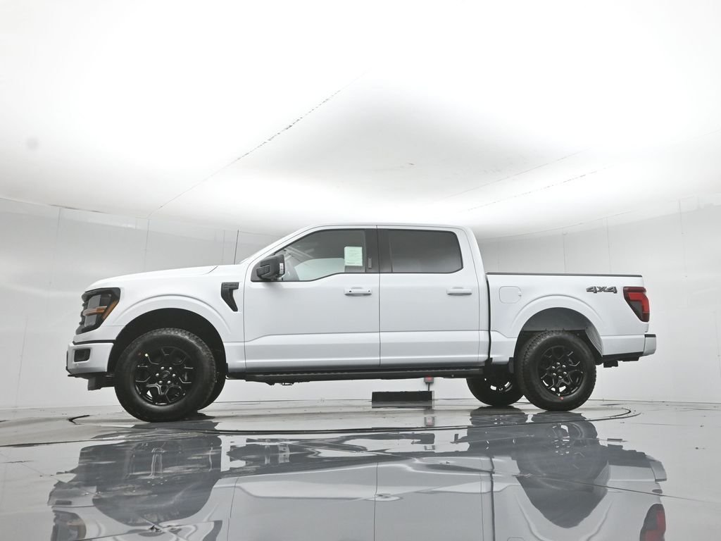 New 2026 Oxford White Ford XLT image 54