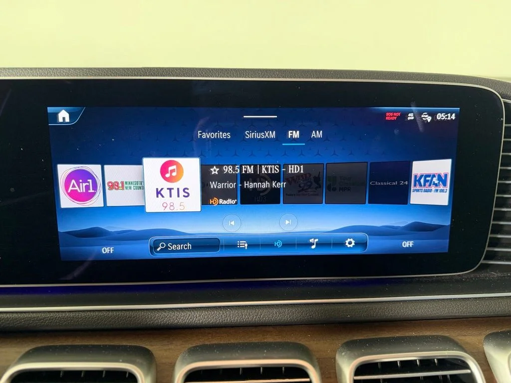 Used 2025  Mercedes-Benz GLE 350 image 3