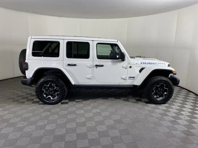 Used 2021 White Jeep Unlimited Rubicon 4xe image 8
