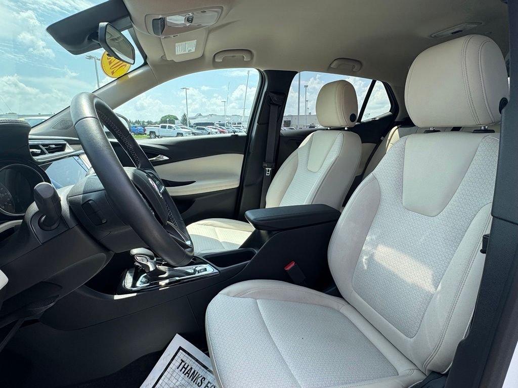 Used 2023 Summit White Buick Select image 13