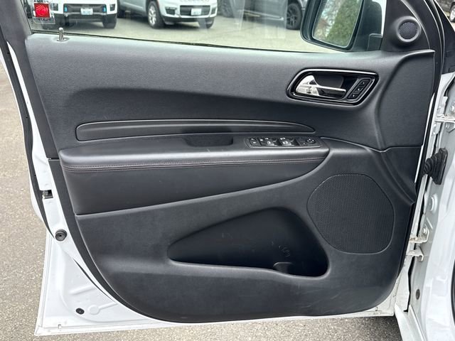 Used 2022 White Knuckle Clearcoat Dodge R/T image 26