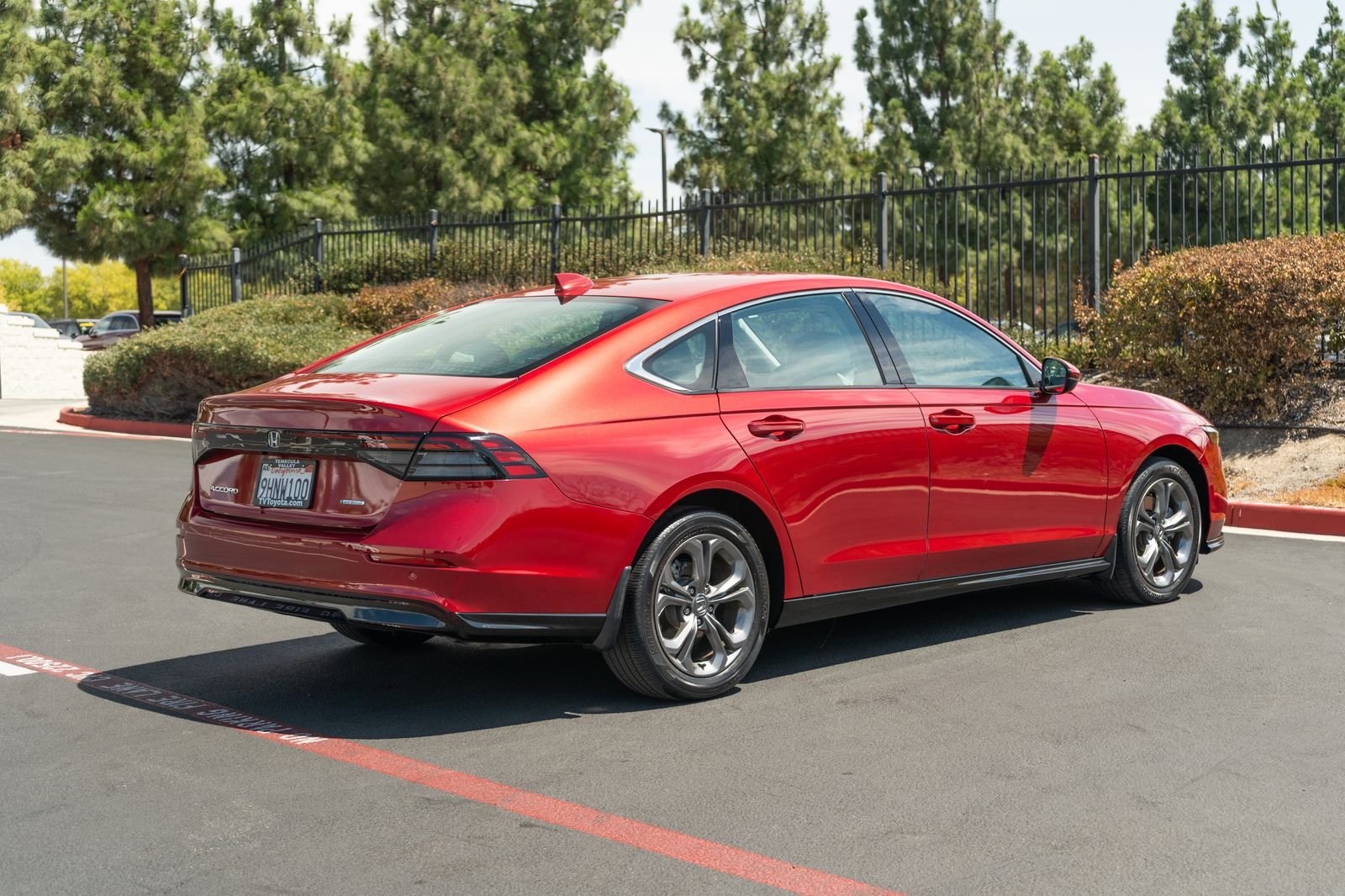 Used 2023 Radiant Red Metallic Honda EX-L image 12