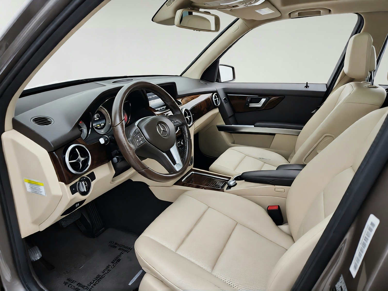 Used 2014 Pebble Gray Mercedes-Benz GLK 350 image 16