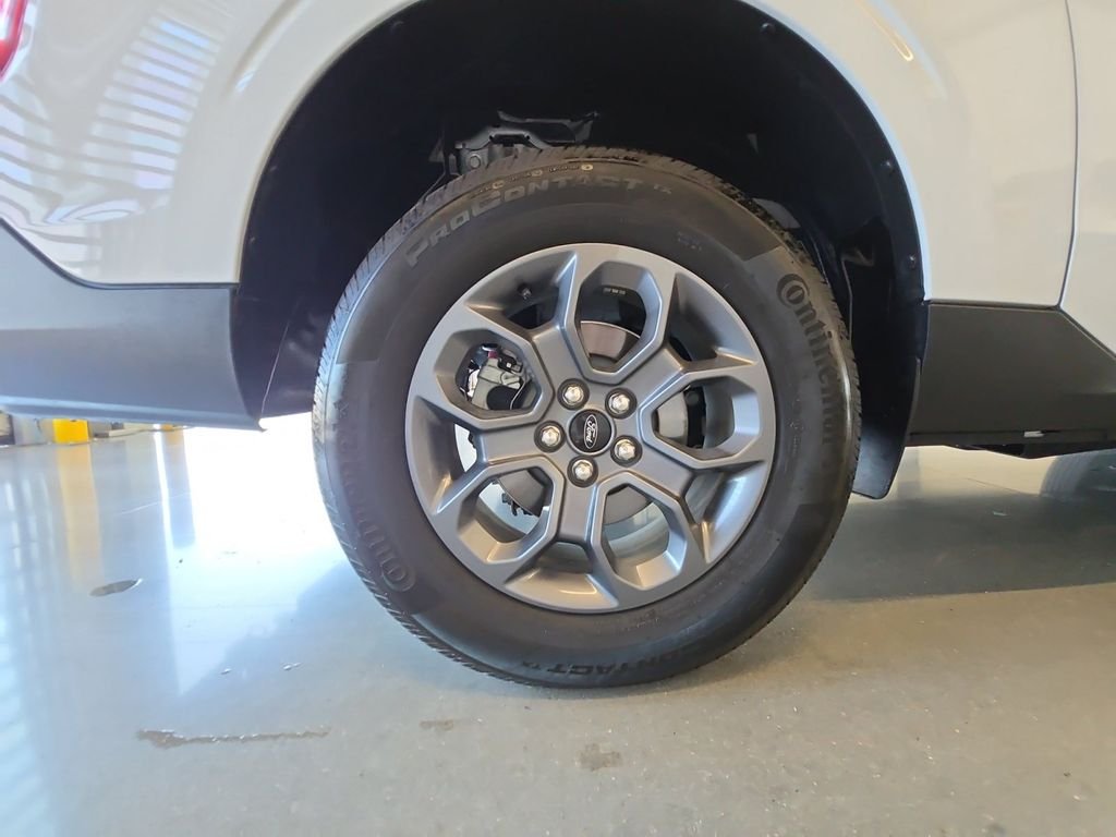 Used 2025 White Ford XLT image 28