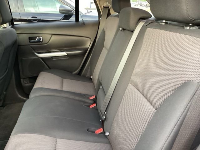 Used 2014  Ford SEL image 15