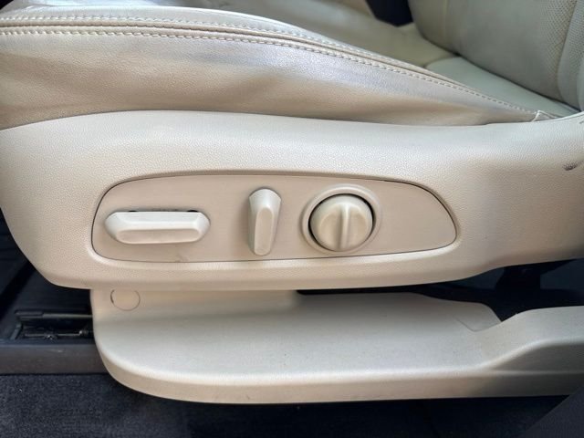 Used 2019 Silver Buick Premium Group image 10