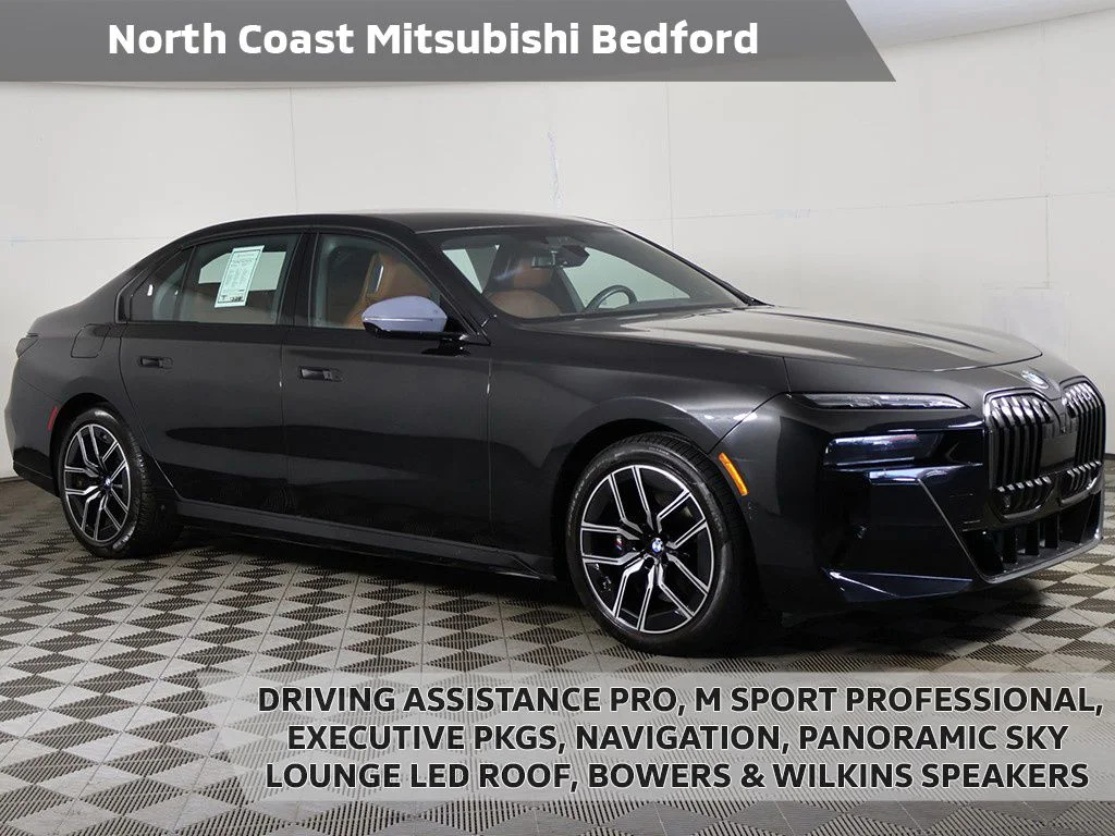2023 BMW 7 Series 760i xDrive's photo
