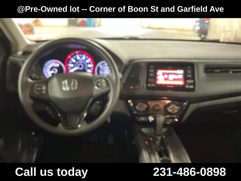 Used 2019  Honda LX image 17