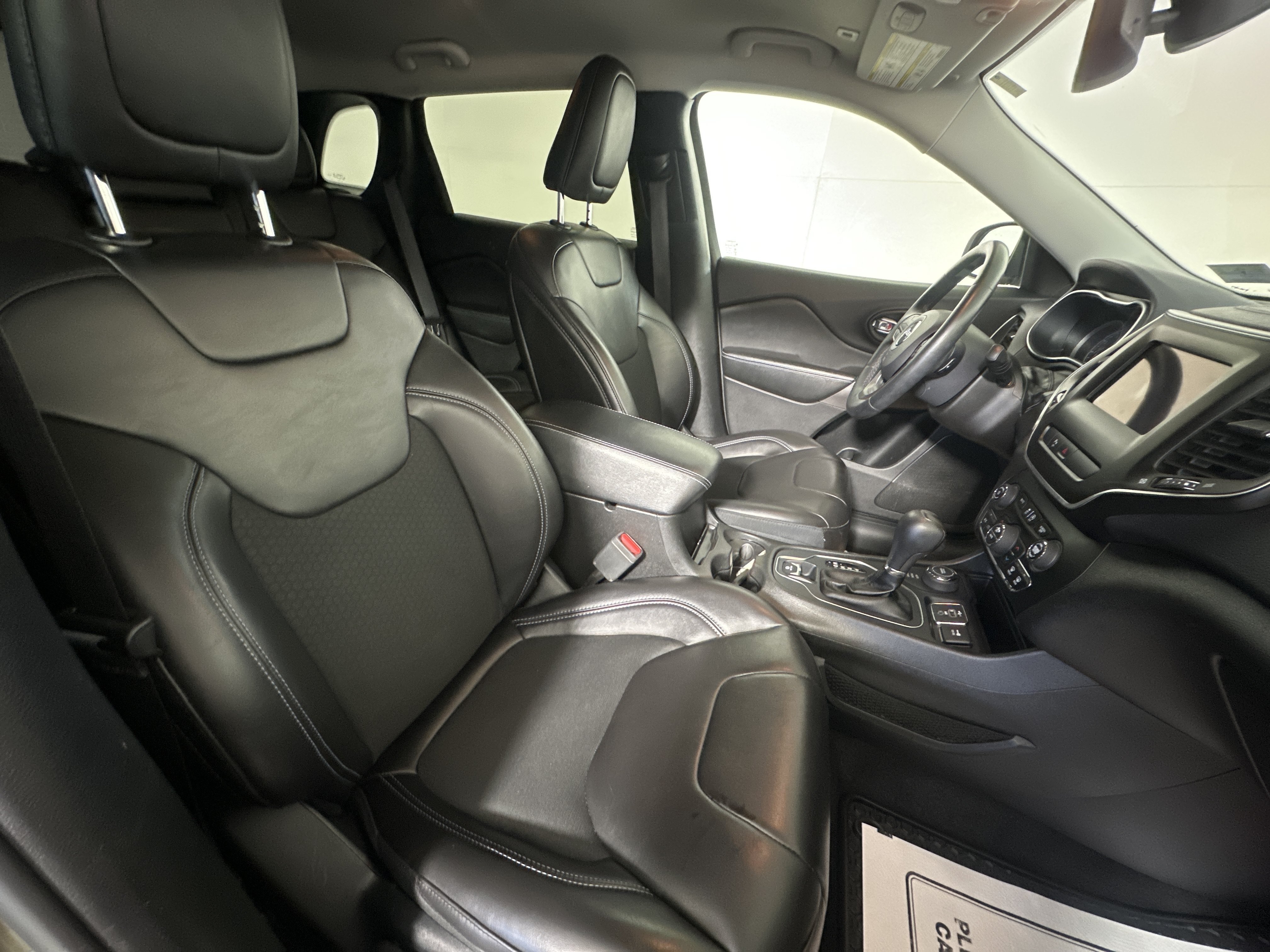 Used 2019 Olive Green Pearlcoat Jeep Latitude Plus image 26