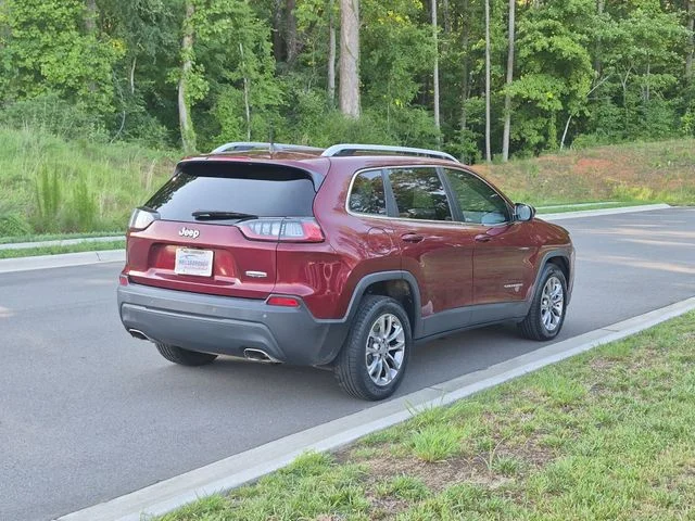 Used 2019 Red Jeep Latitude Plus image 13