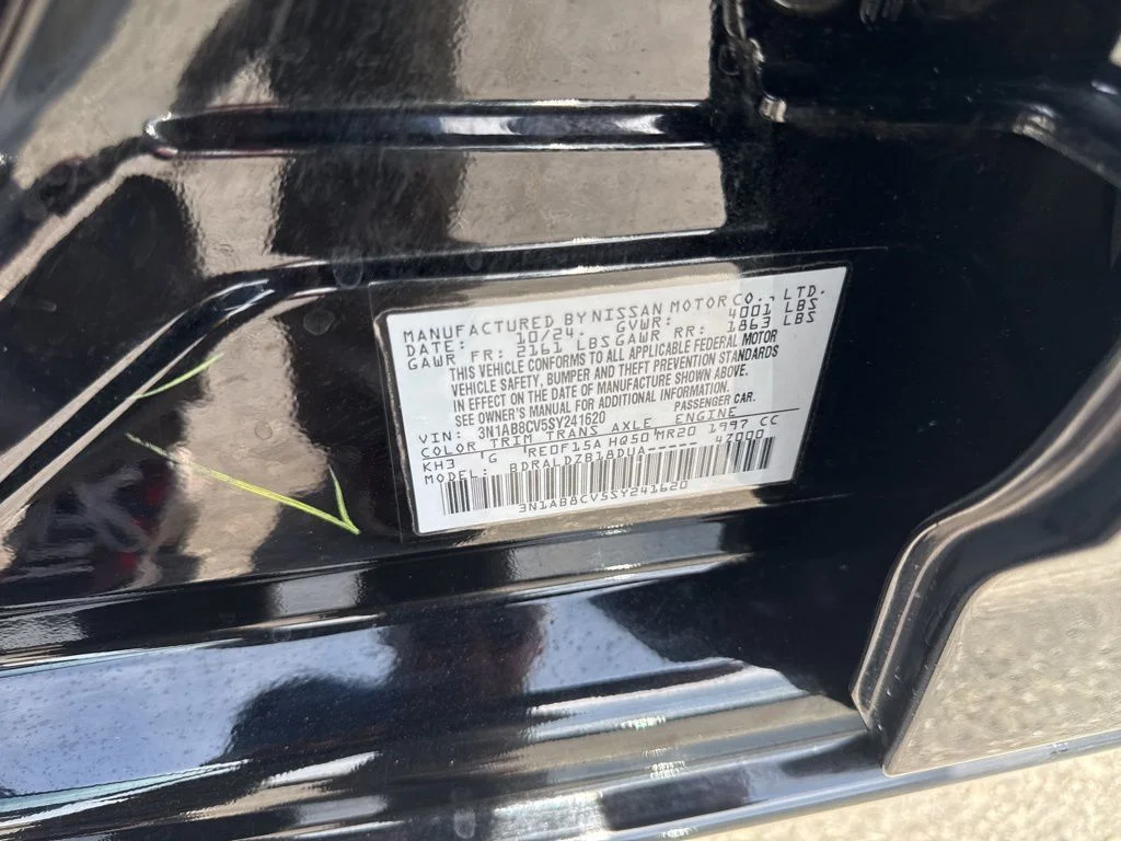 Used 2025 Black Nissan SV image 31