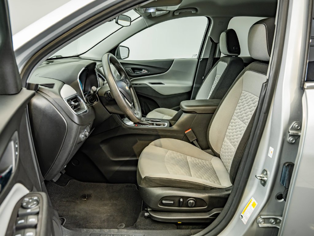 Used 2020 Silver Ice Metallic Chevrolet LT image 32