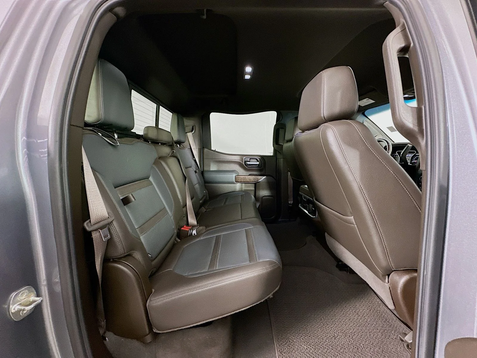 Used 2020 Steel Metallic GMC Denali image 29