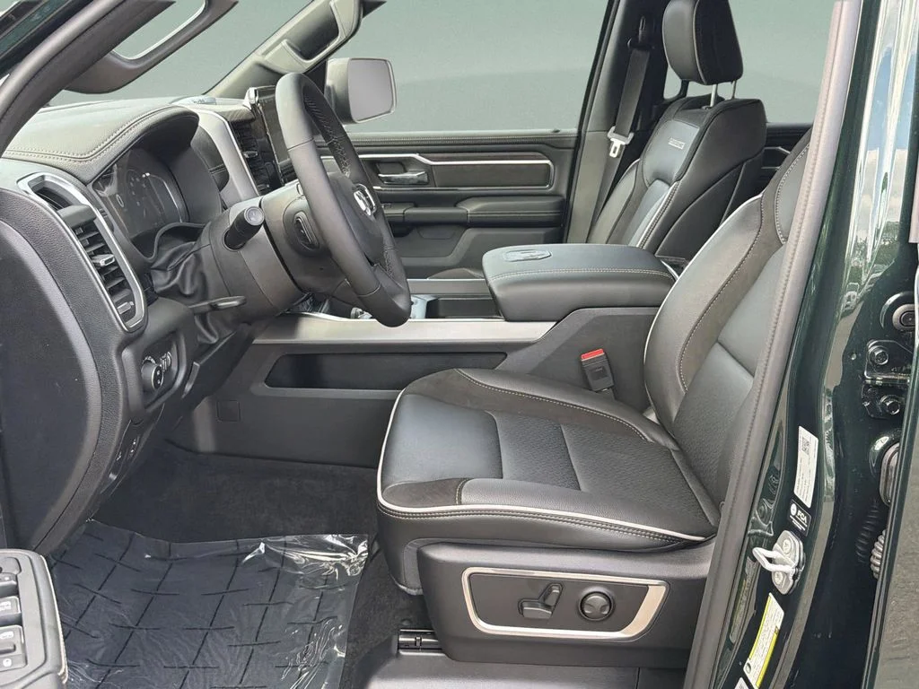 New 2026 Serrano-Green Metallic Exterior Paint RAM Laramie image 23