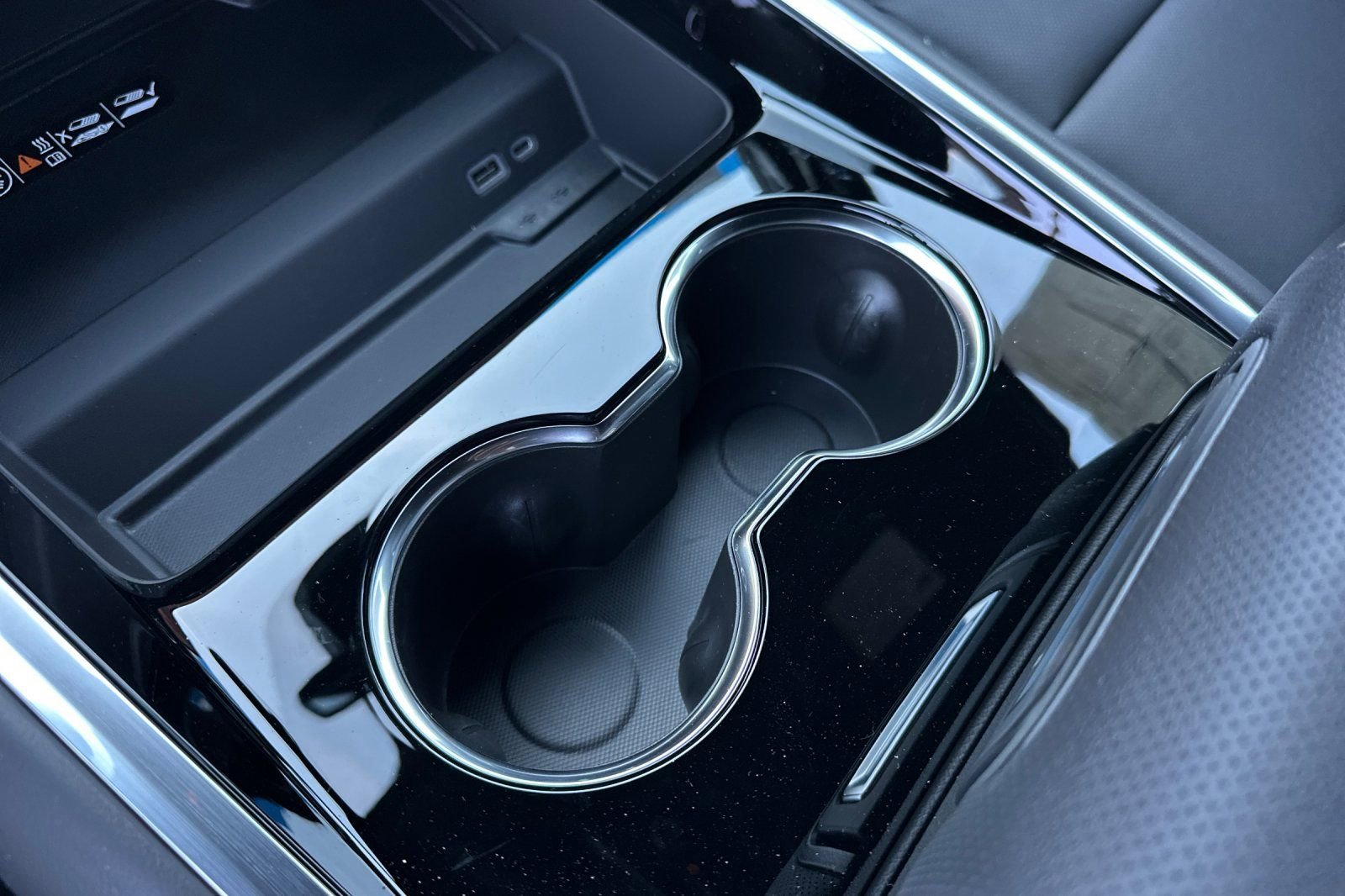 2026 Chevrolet Tahoe Premier - Photo 31