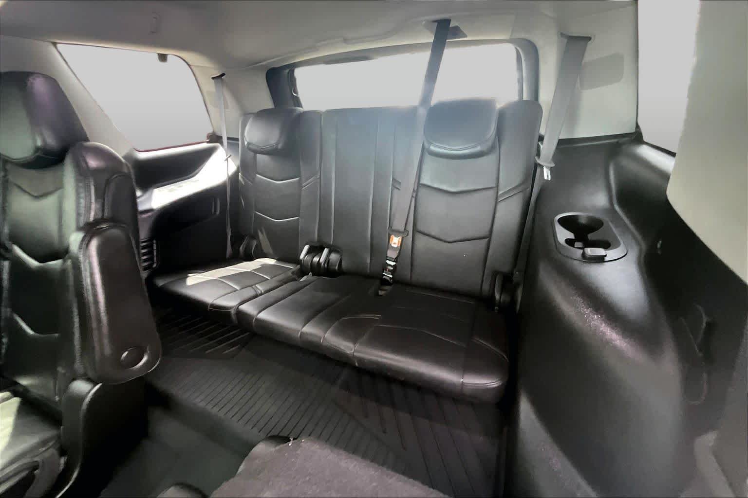 Used 2020 Crystal White Tricoat Cadillac Premium Luxury image 36