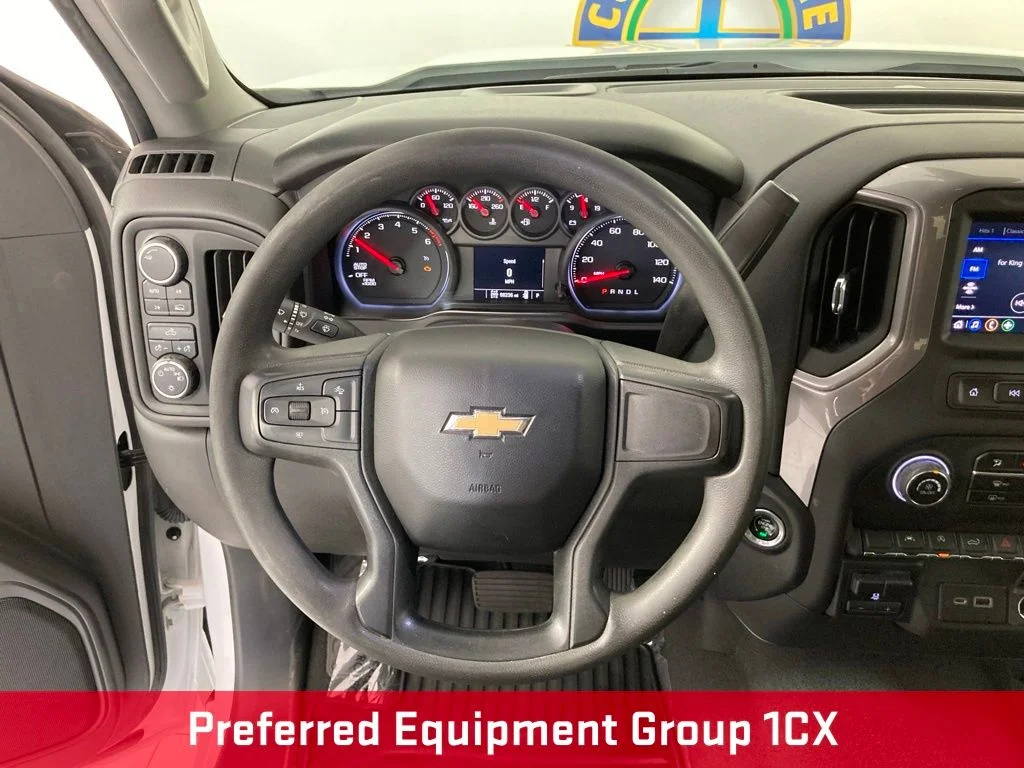 Used 2023 White Chevrolet Custom image 7