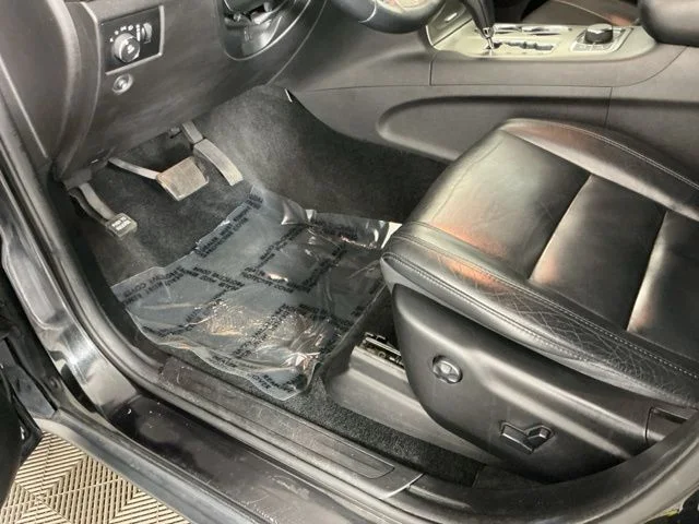 Used 2013 Brilliant Black Crystal Pearl Jeep Laredo image 15