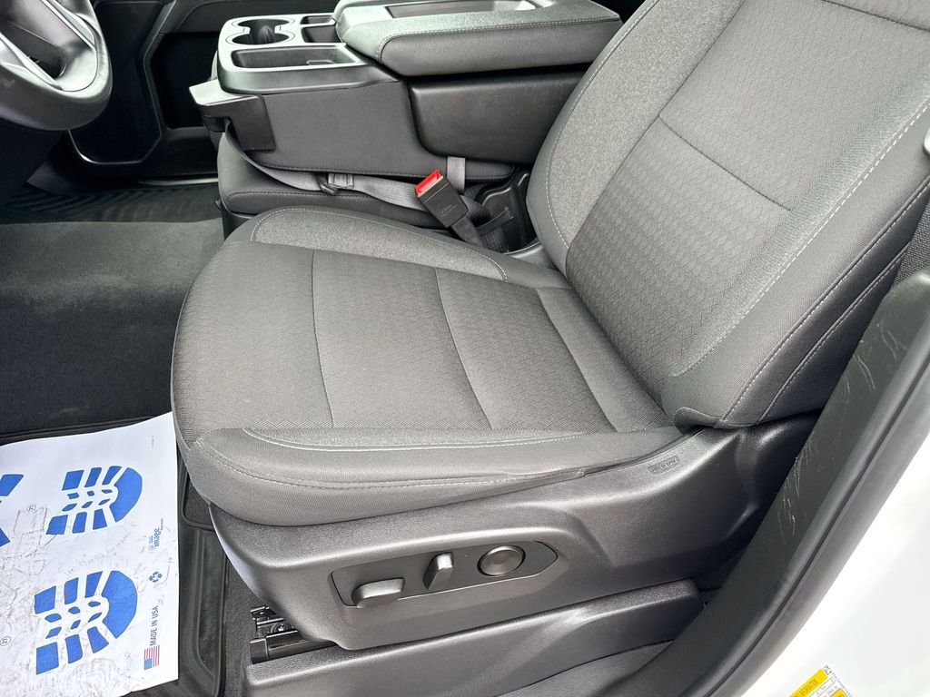 Used 2025 Summit White Chevrolet LT image 59