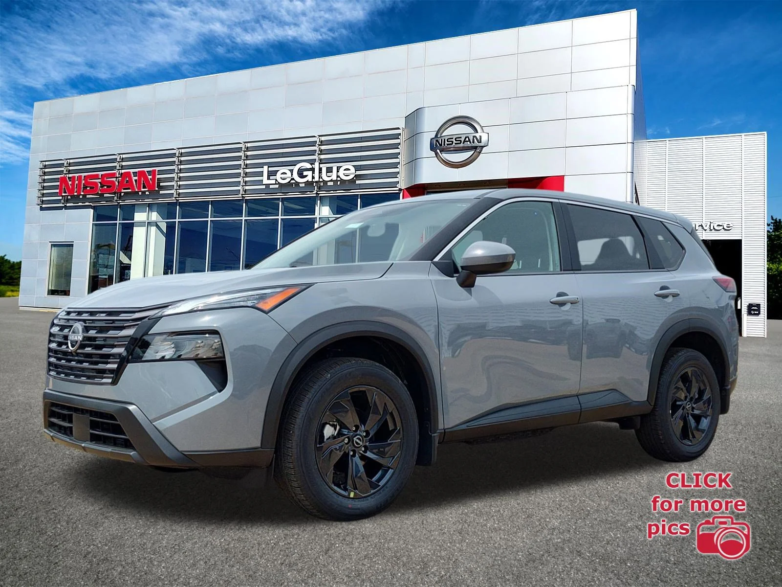 2026 Nissan Rogue SV