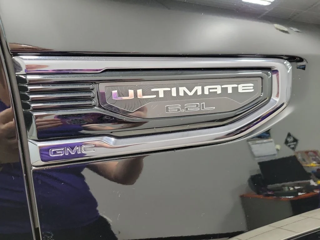 Used 2025 Black GMC Denali Ultimate image 27