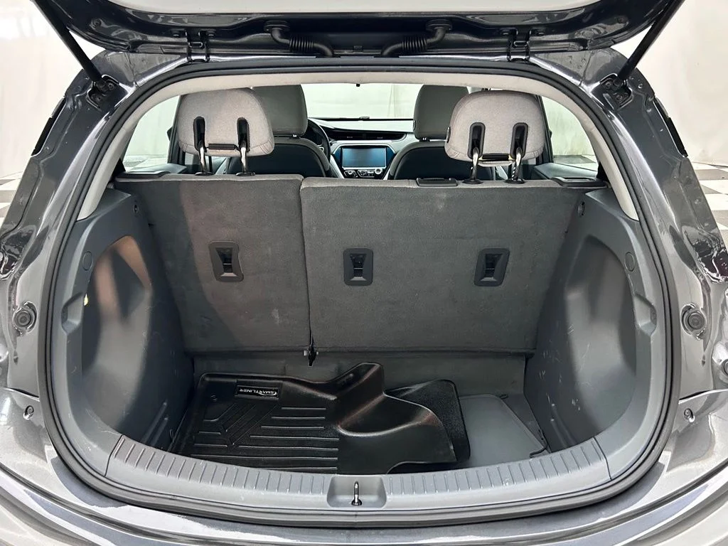 Used 2020 Gray Chevrolet LT image 9