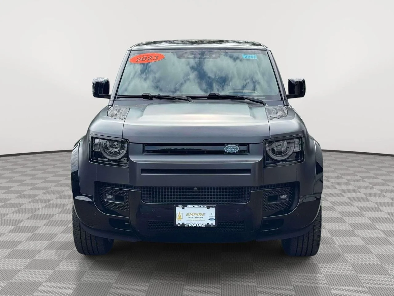 Used 2023 Carpathian Grey Premium Metallic Land Rover 110 V8 image 2