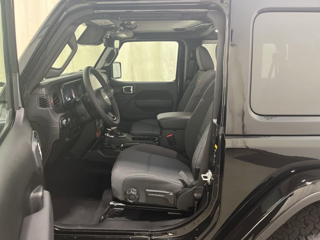 New 2026 Black Clearcoat Jeep Rubicon image 13