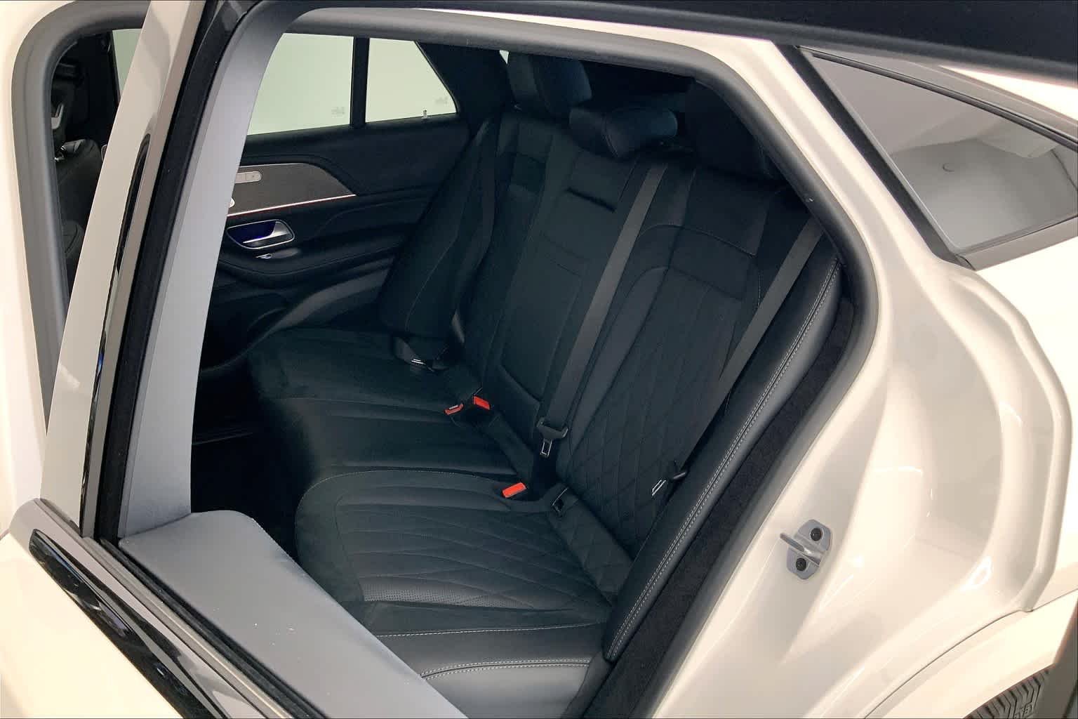Certified Used 2023 Polar White Mercedes-Benz AMG® GLE 53 image 13