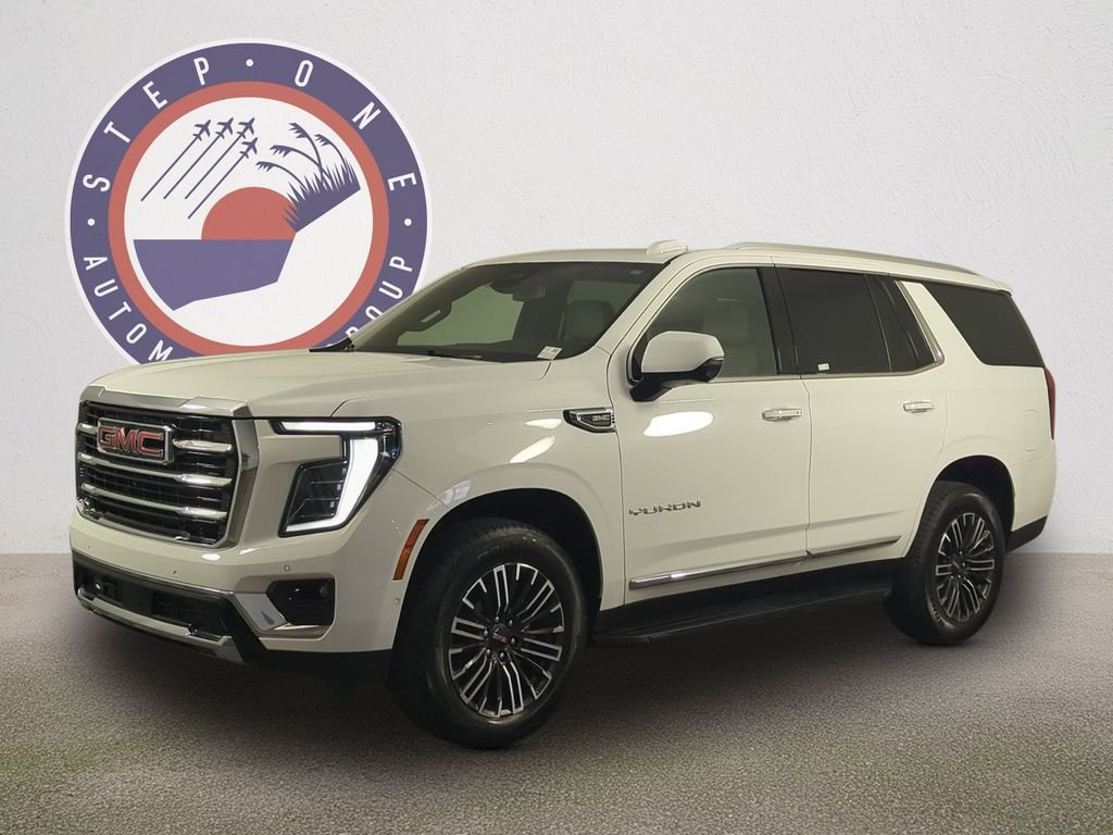 Used 2025 White GMC Elevation image 1