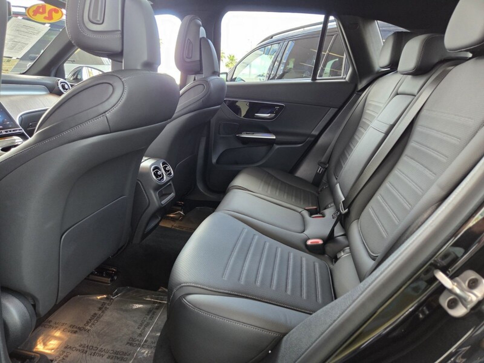 Certified Used 2024 Obsidian Black Metallic Mercedes-Benz GLC 300 image 14