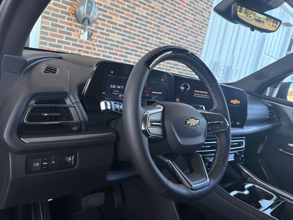 2027 Chevrolet Traverse LT - Photo 10