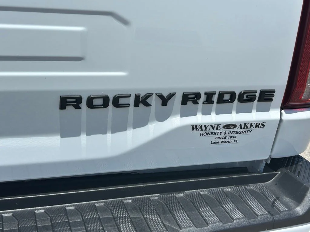 New 2026 Oxford White Ford Lariat image 26