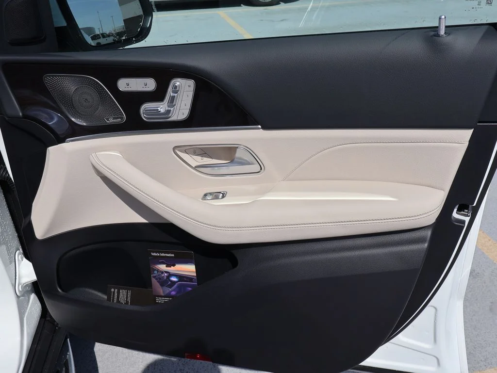 New 2026 Polar White Mercedes-Benz GLS 450 image 13