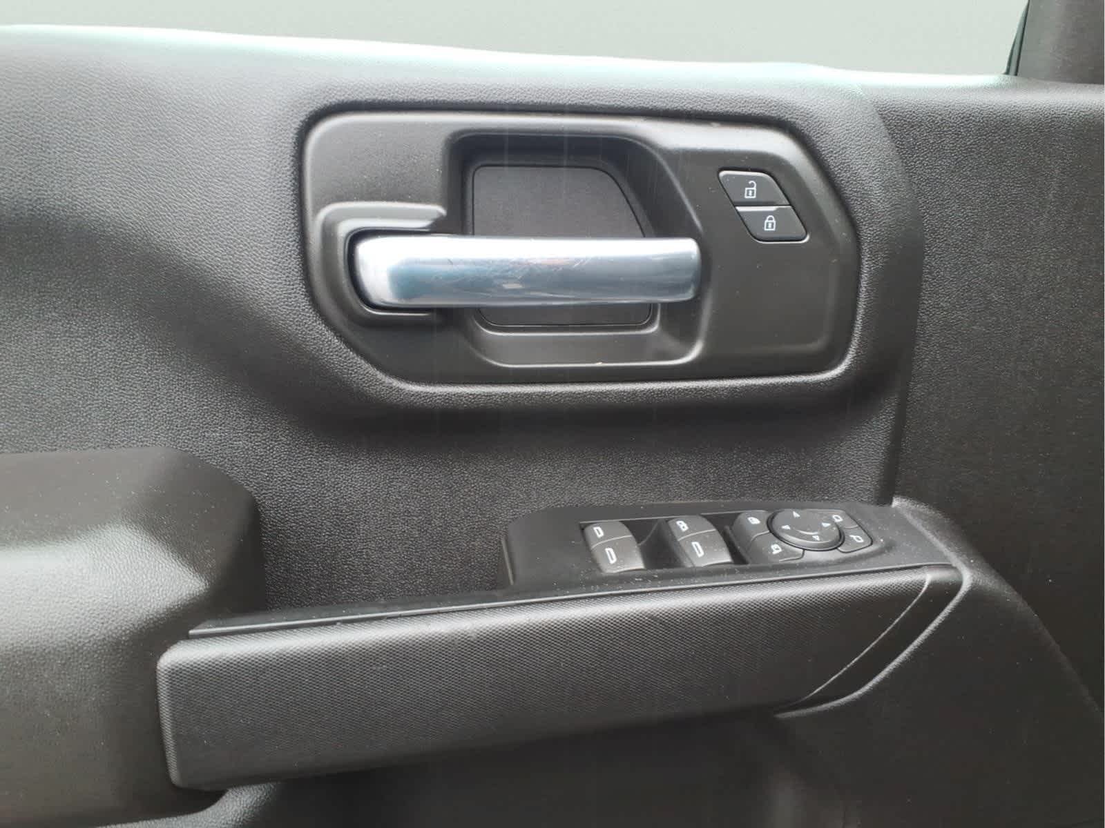 Used 2025 Black Chevrolet Custom image 12