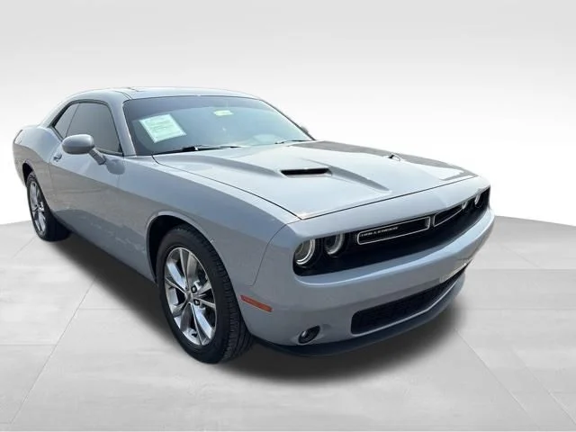 2021 Dodge Challenger SXT