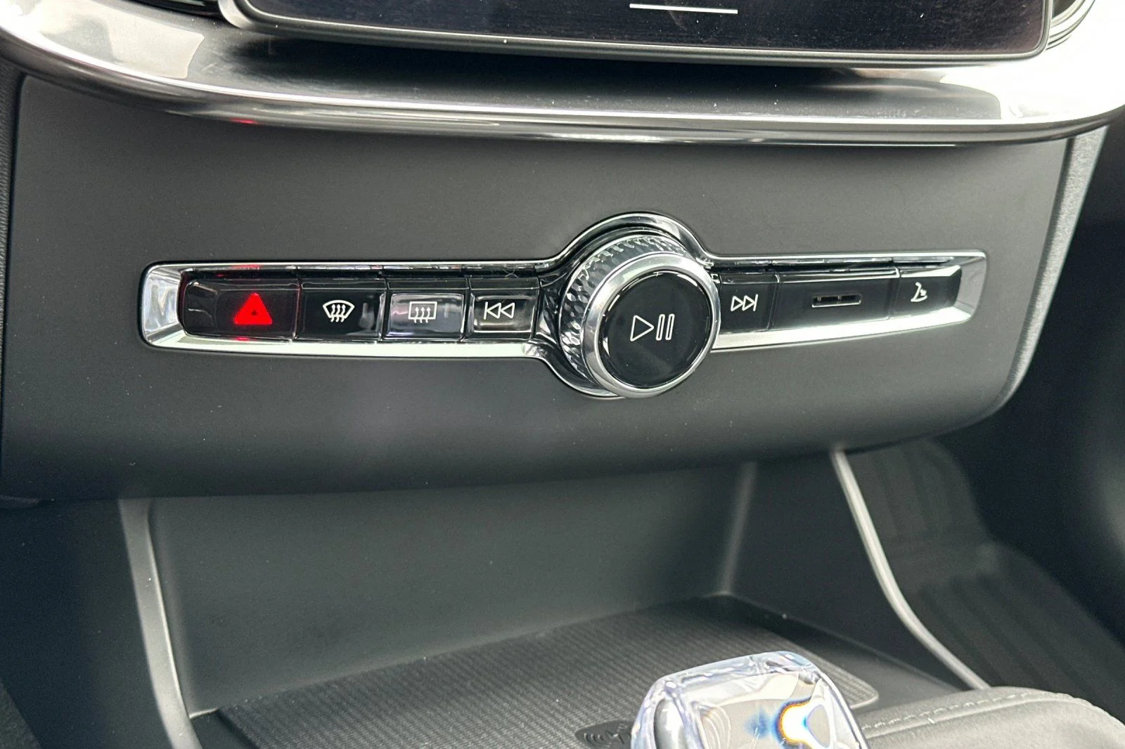 New 2026 Gray Volvo T8 Plus image 20