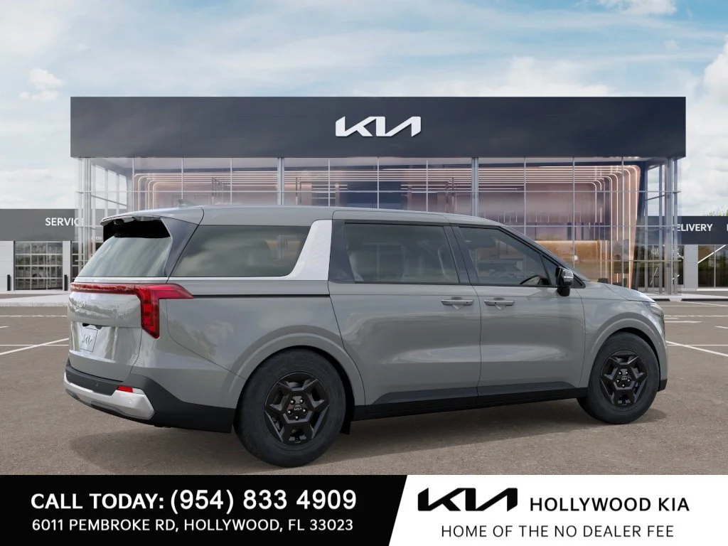 New 2027 Ceramic Silver Kia LXS image 6