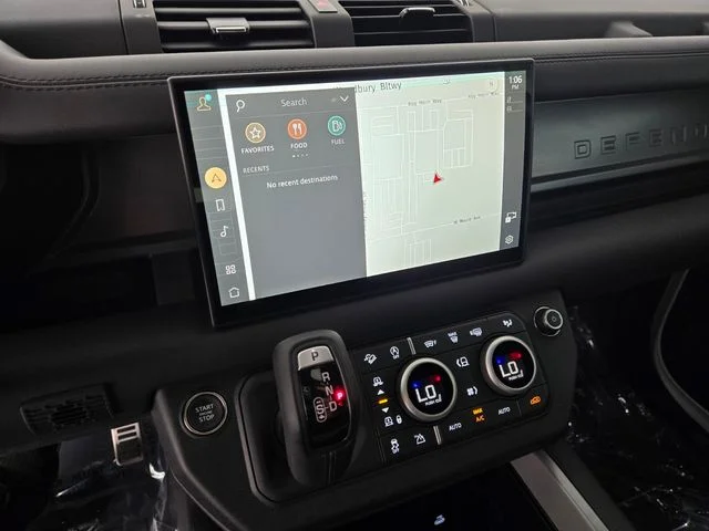 2025 Land Rover Defender V8 - Photo 23