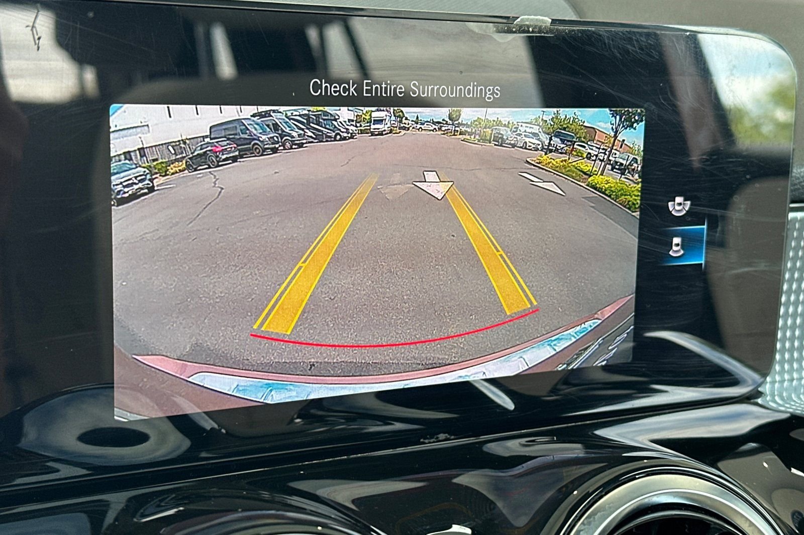 Used 2022 Gold Mercedes-Benz GLB 250 image 19