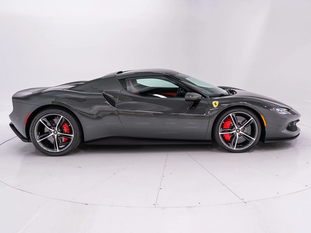 Used 2023 Grigio Scuro Ferrari  image 6