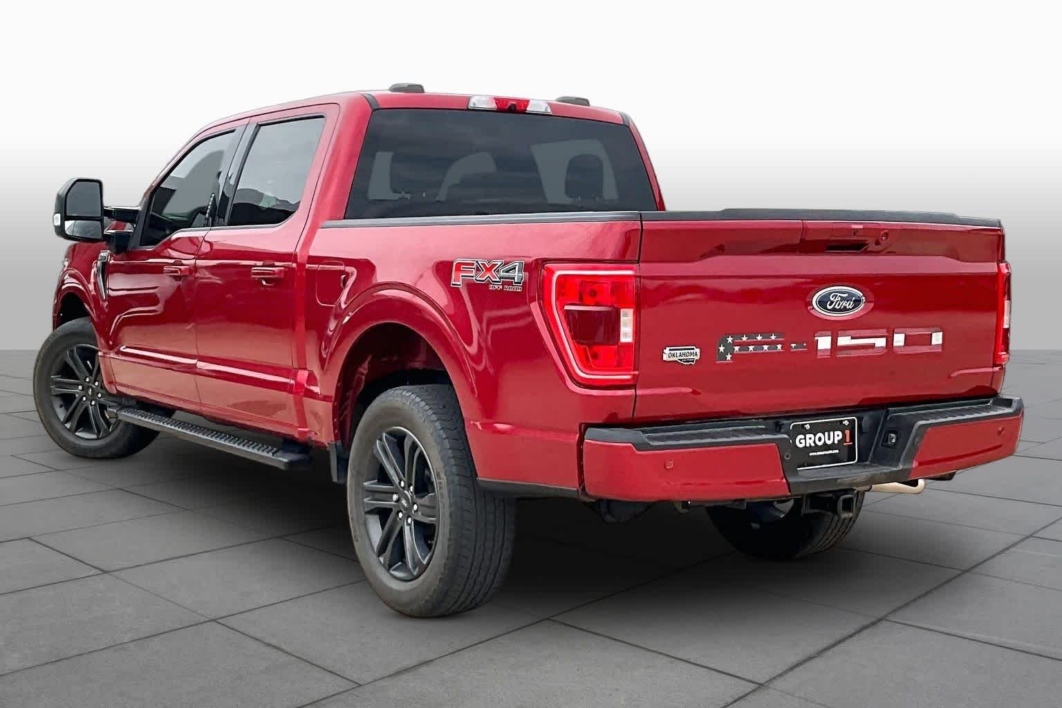Used 2021 Rapid Red Metallic Tinted Clearcoat Ford XLT image 12