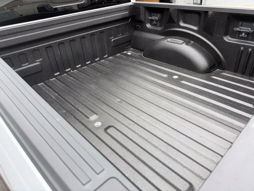 Used 2018 White Ford King Ranch image 8