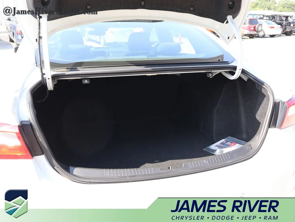 Used 2024 White Chevrolet LT image 15