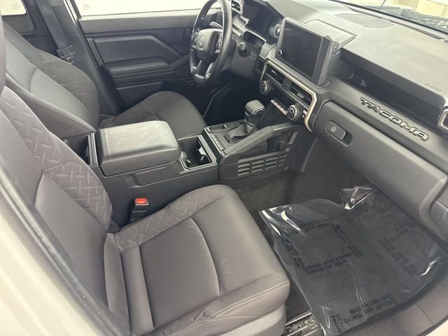 Used 2025 White Toyota SR image 21